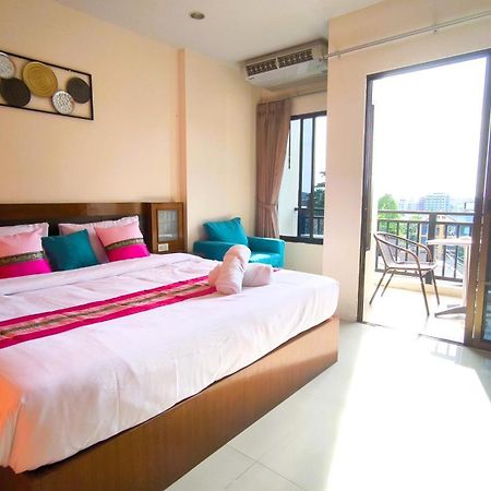 Lucky Buako Hotel Patong Екстер'єр фото