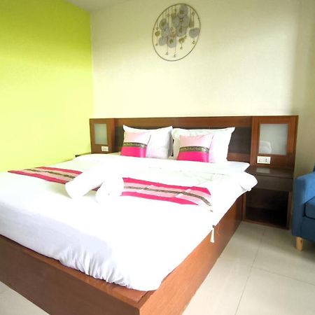 Lucky Buako Hotel Patong Екстер'єр фото