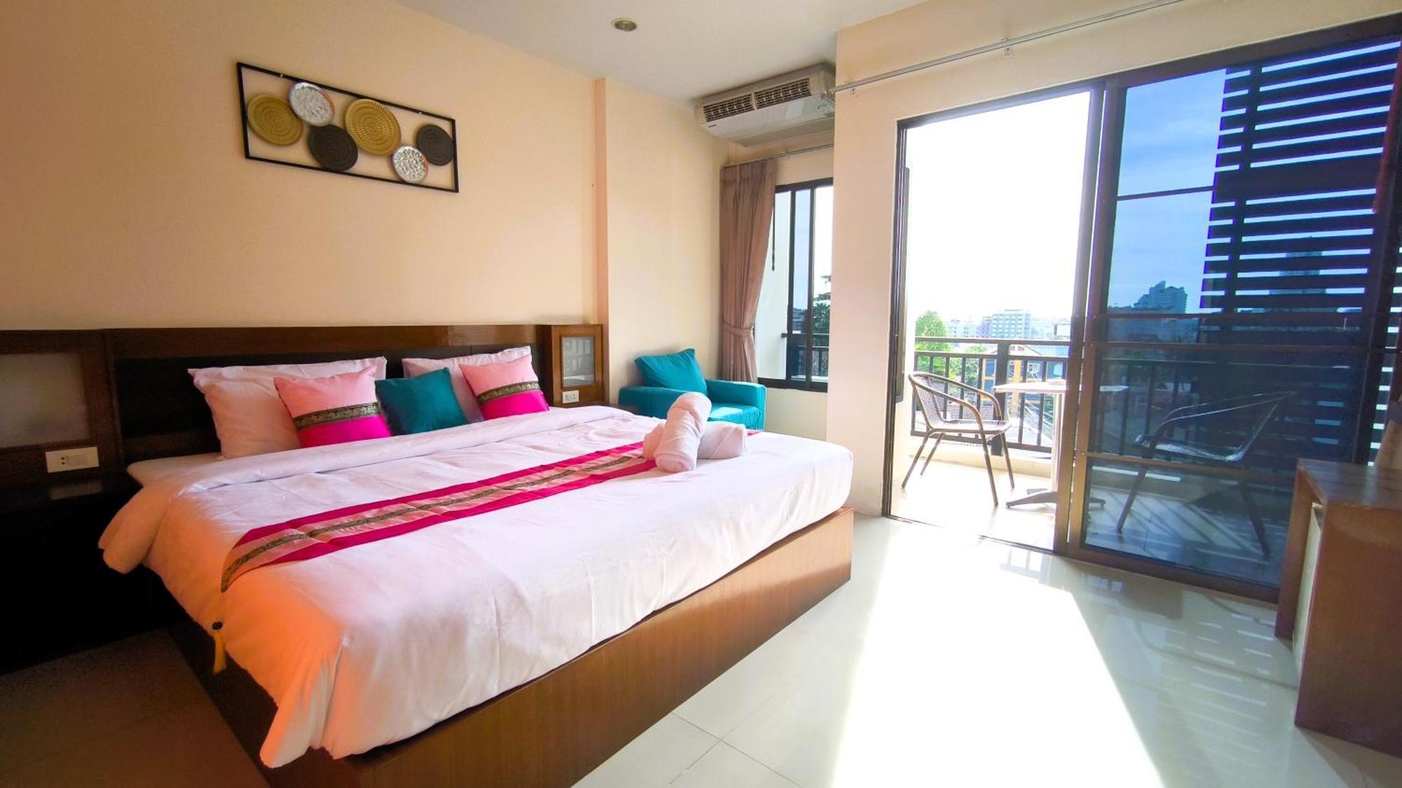 Lucky Buako Hotel Patong Екстер'єр фото