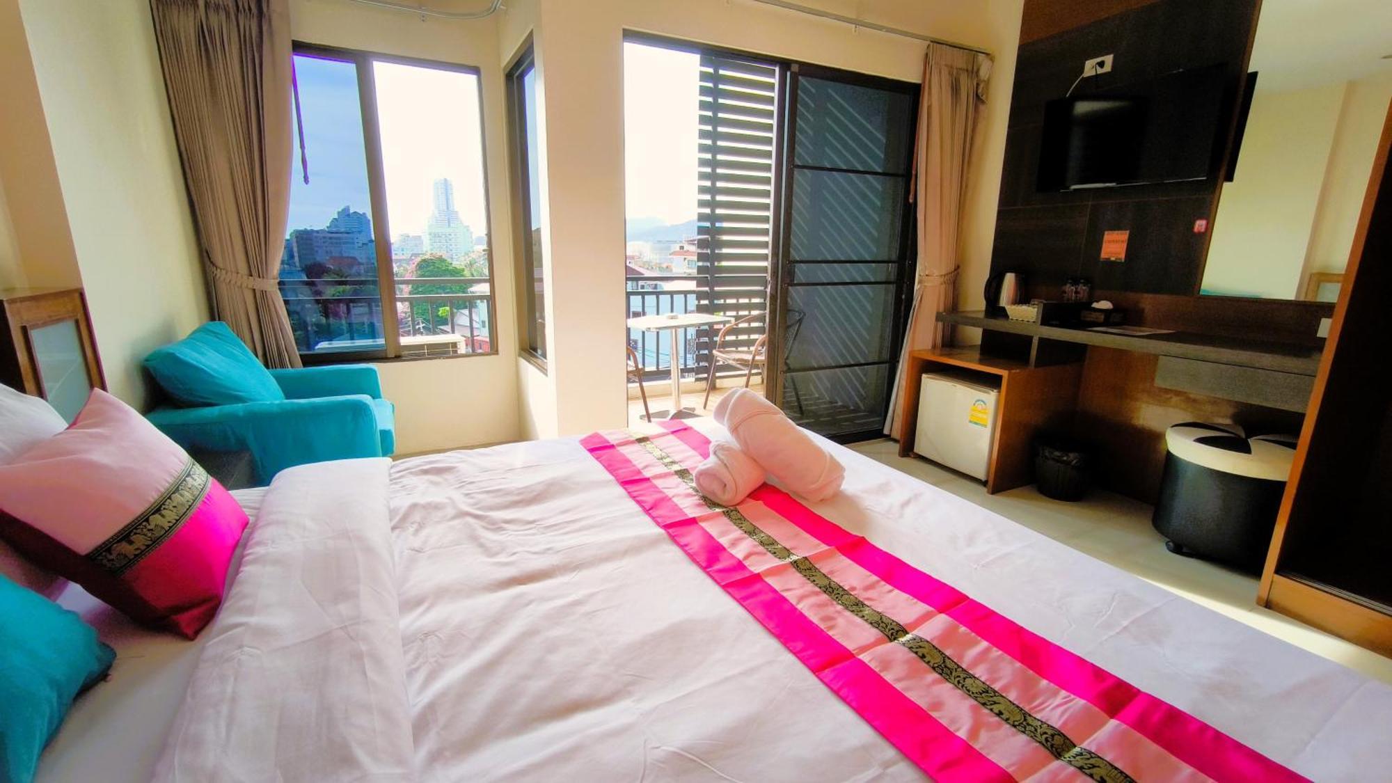 Lucky Buako Hotel Patong Екстер'єр фото