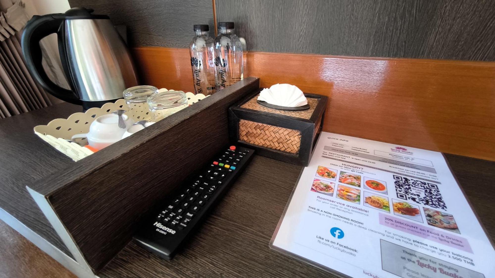 Lucky Buako Hotel Patong Екстер'єр фото